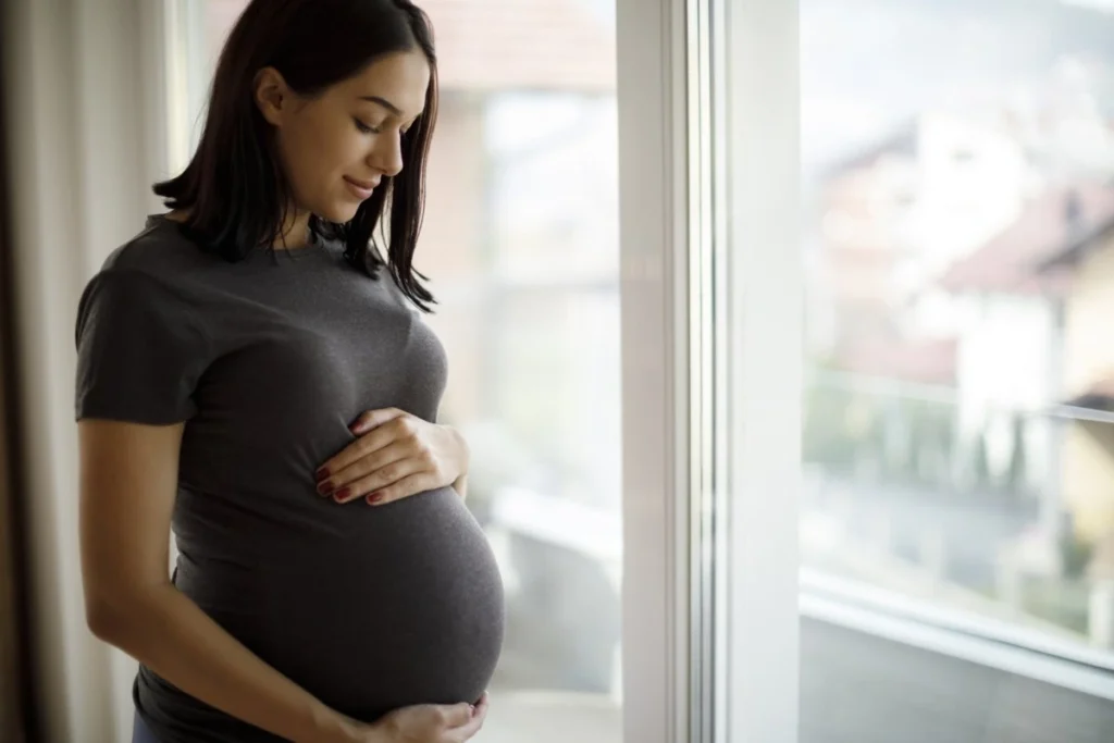 become a surrogate in canada